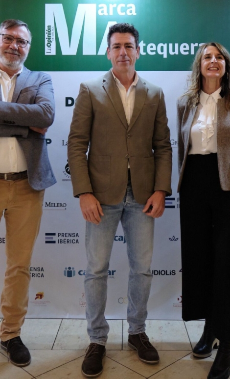 WhatsApp Image 2025-12-03 at 09.23.31